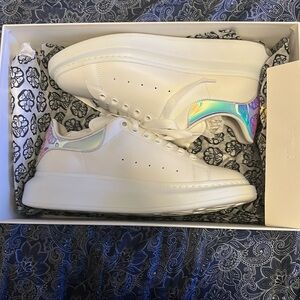 Alexander Mcqueen “Iridescent”